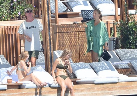 Ünlü model Kate Moss tatil için Bodrum'u tercih etti