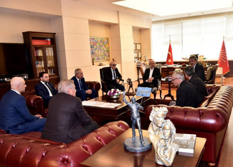 Kılıçdaroğlu, Görme Engelliler Spor Kulüpleri Birliği'ni kabul etti