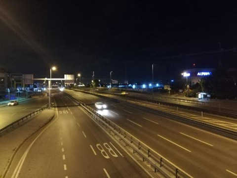 2 gün sürecek olan sokağa çıkma yasağının başlamasının ardından İstanbul'dan görüntüler