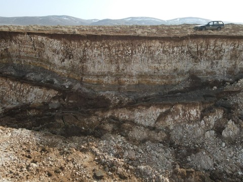 Kahramanmaraş'ta fay hattının başlangıç noktası görüntülendi