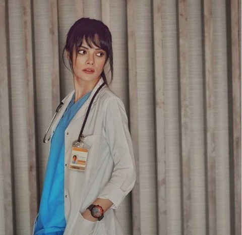Mucize Doktor'un Nazlı'sı Sinem Ünsal'ın sevgilisi bakın kim çıktı!
