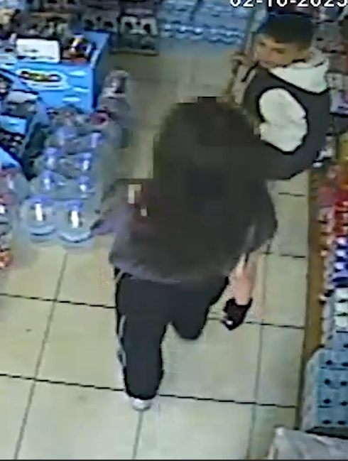 Konya’da Sınır Tanımayan Akran Zorbalığı! Tehditle Adresini Öğrenci, Kapısına Bıçakla Dayandı - Resim : 1