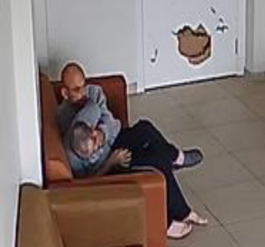 Engelli Bakım Merkezinde Kan Donduran Görüntüler! 3 Kişinin Kilitlendiği Odada Şiddet Kamerada - Resim : 3