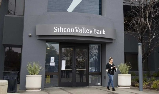 ABD'de iflas eden Silikon Vadisi Bankası satıldı