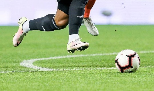 İzmir'de futbol menajerine 'şike teklifi' davası