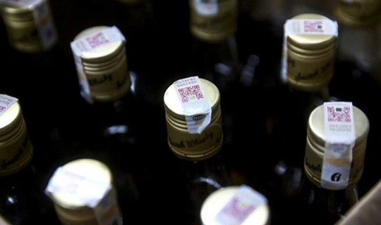 Yılbaşı öncesi sahte içki operasyonu: Tonlarca sahte alkol ele geçirildi
