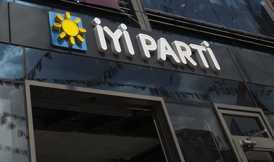 İYİ Parti Başkanlık Divanı toplandı: İttifaksız seçim de masaya yatırıldı