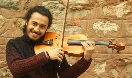 Grup Abdal’ın 23 Yaşındaki Kemancısı Hayatını Kaybetti