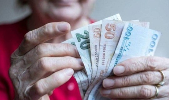 SSK, Bağkur, Emekli Sandığı Emeklileri Dikkat: Başvurmayanın Hakkı Yanacak