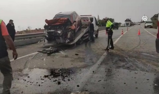 Bursa'da Feci Kaza: İşçi Servisiyle Otomobil Birbirine Girdi! 14 Yaralı