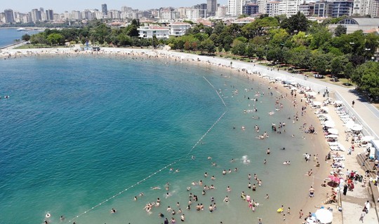 Yaz Artık Cepleri de Yakıyor: İstanbul'da Plajlara Giriş Ücreti Belli Oldu! İşte Dudak Uçuklatan Fiyatlar...