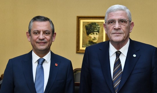 Özgür Özel ile Müsavat Dervişoğlu Görüştü