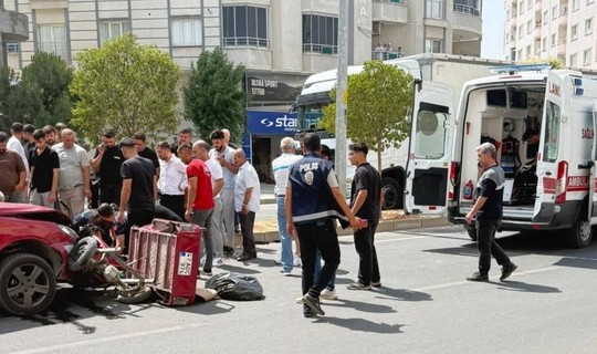 Otomobil ile Motosiklet Çarpıştı, 2 Yaralı