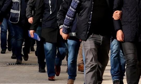 Bakan Yerlikaya Duyurdu: İstanbul, Van, İzmir'de Operasyon! 397 Kilo Uyuşturucu Yakalandı