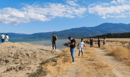 Serinlemek İçin Göle Girdiler, Kayıplara Karıştılar