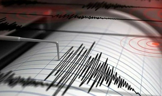 Akdeniz'de Girit Adası Açıklarında Deprem