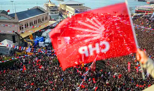 CHP'den İktidara ‘Toplu Sözleşme’ Tepkisi: ‘Bakanın Siyasi Takvimine Kurban Edildi’