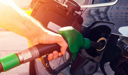 Araç Sahipleri Dikkat: Akaryakıta Yine Zam Geldi! İşte 4 Aralık 2025 Güncel Motorin, Benzin ve LPG Fiyatları...