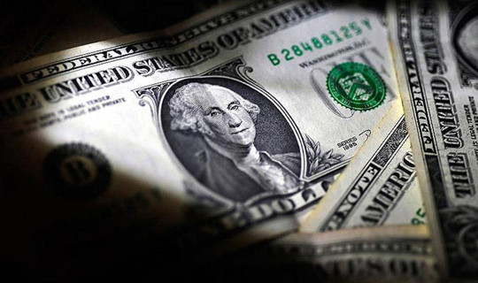 Dövizde Sakin Açılış! Dolar Yatay Başladı, Euro Geri Çekildi