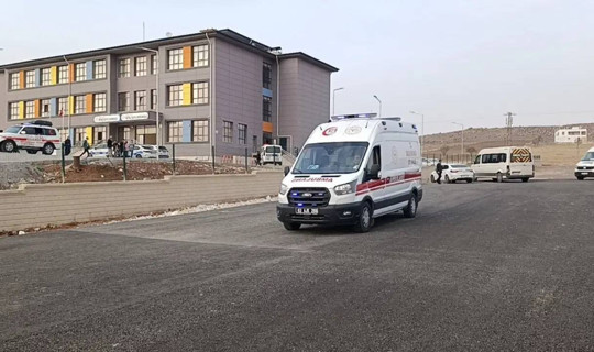 Şanlıurfa’da Okulda Gıda Zehirlenmesi Şüphesi! 25 Öğrenci Hastaneye Kaldırıldı