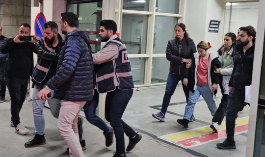 Genç Kadını Altınları İçin Katlettiler! Kuyumcu Görüntüleri Ortaya Çıktı