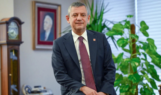 Özgür Özel'den '2026' Mesajı: 'Kavuşmanın Yılı Olacak'