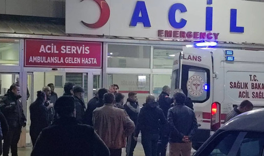 Tekel Bayisinde Bıçaklı Kavga: 1 Ölü, 1 Ağır Yaralı