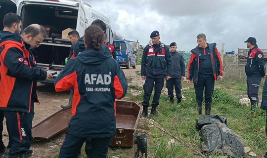 Sağanak Can Aldı! Otomobil Dereye Sürüklendi, 2 Ölü