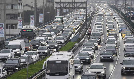 Megakent Kilit! Haftanın İlk İş Gününde Yoğun Trafik
