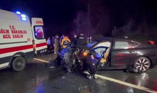 Beykoz’da Can Pazarı! Otomobil İle Hafif Ticari Araç Kafa Kafaya Çarpıştı: 1 Ölü, 5 Yaralı