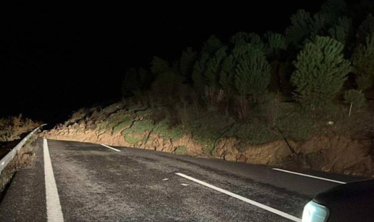 Manisa'da Toprak Kayması: İstanbul-İzmir Otoyolu Ulaşıma Kapatıldı