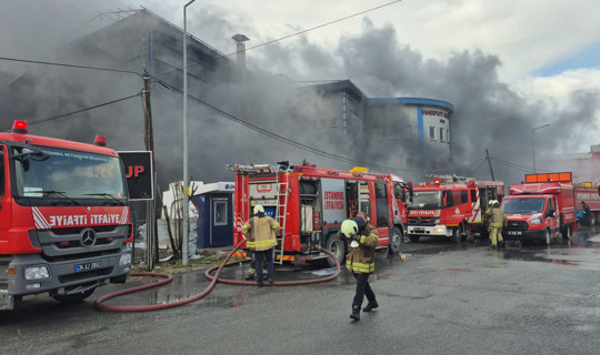 Silivri'de Büyük Fabrika Yangını