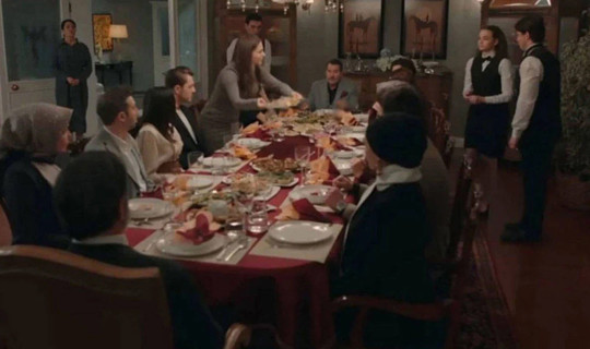 'Domuz eti' Sahnesiyle Tepki Çekmişti: O Dizi Final Yapıyor