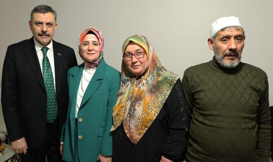 Umre Hayalini Gerçekleştirmişti: Bakan Çiftçi’den Duygulandıran Ziyaret