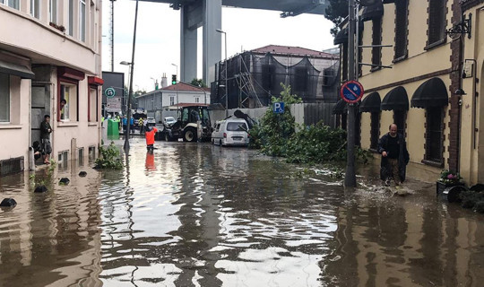 Türkiye'de Bir İlk: İstanbul'un 'Sel Riski Haritası' Çıkarıldı... Hangi İlçeler Tehlike Altında?
