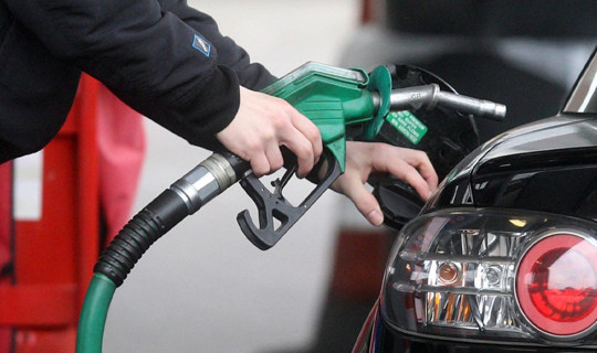 Araç Sahiplerine Kötü Haber! Akaryakıta Zam Yolda: Tabela Yeniden Değişiyor