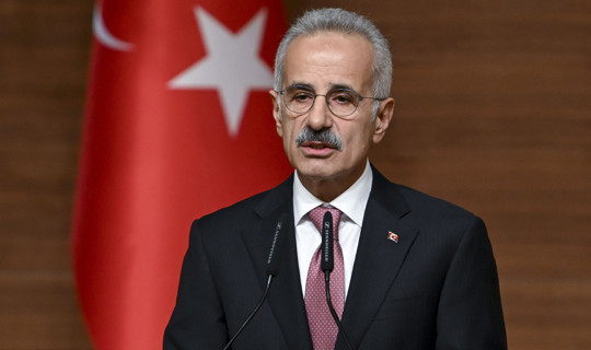 Hürmüz Boğazı'ndaki Türk Sahipli Gemilerde Son Durum Ne?