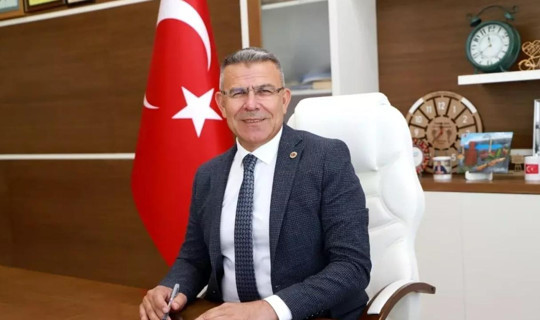 AK Partili Başkana İhraç Talebi