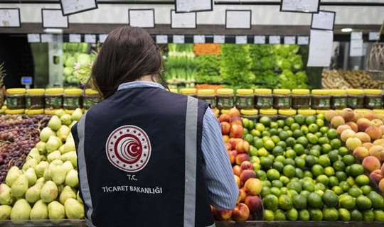 Meyve ve Sebzede Fahiş Fiyat Oyunu: Ulusal Zincir Marketler de Listede... 96 Milyon Lira Ceza Kesildi