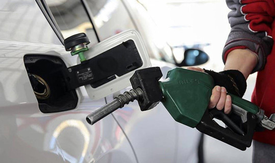 Benzin ve Motorinde İndirim Beklentisi: Petrol Fiyatları Ateşkesle Birlikte Çakıldı