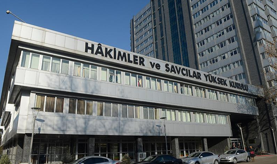 HSK, 14 Hakim ve Savcının Görev Yerini Değiştirdi