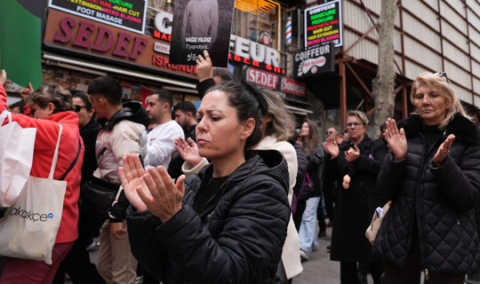 CHP İstanbul’dan Çocuklar İçin 'Sessiz Yürüyüş'