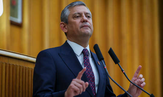 Özgür Özel İşareti Verdi: 4 Mayıs'ta CHP 81 İldedir, 973 İlçededir! Yolumuz Açık Olsun