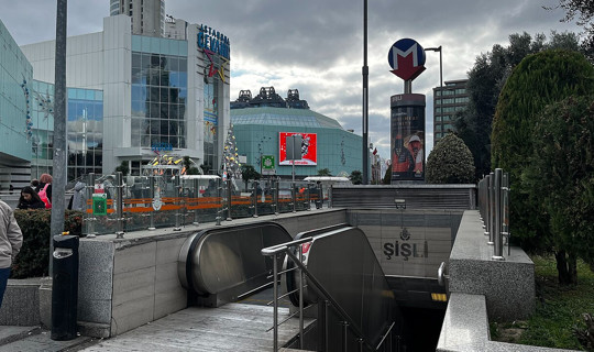 Şişli-Mecidiyeköy Metro İstasyonu Kapatıldı