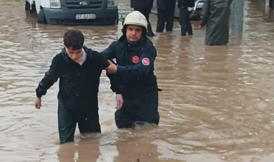 Gaziantep'te Eğitime 'Süper Hücre' Engeli: 39 Okulda Yarın Ders Zili Çalmayacak