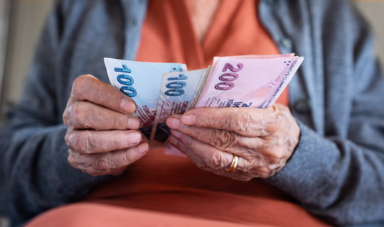 Emekli ve Memur Maaşlarında Zam Oranı Belli Oldu