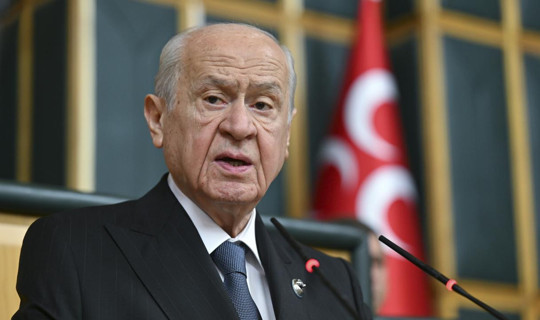 MHP Lideri Bahçeli'den Süper Lig'e Yükselen Amedspor'a Tebrik