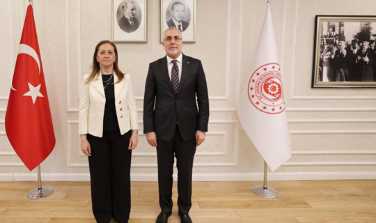 Bakan Işıkhan’dan DİSK’e Ziyaret