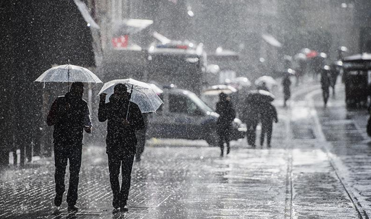 Meteoroloji'den 8 İl İçin Kuvvetli Sağanak Uyarısı