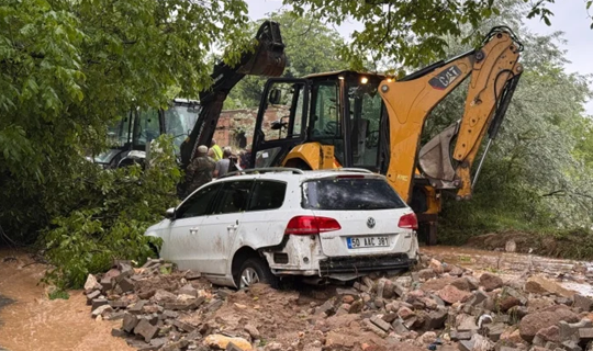 Niğde'yi Sel Vurdu: Bir Ölü, Beş Yaralı